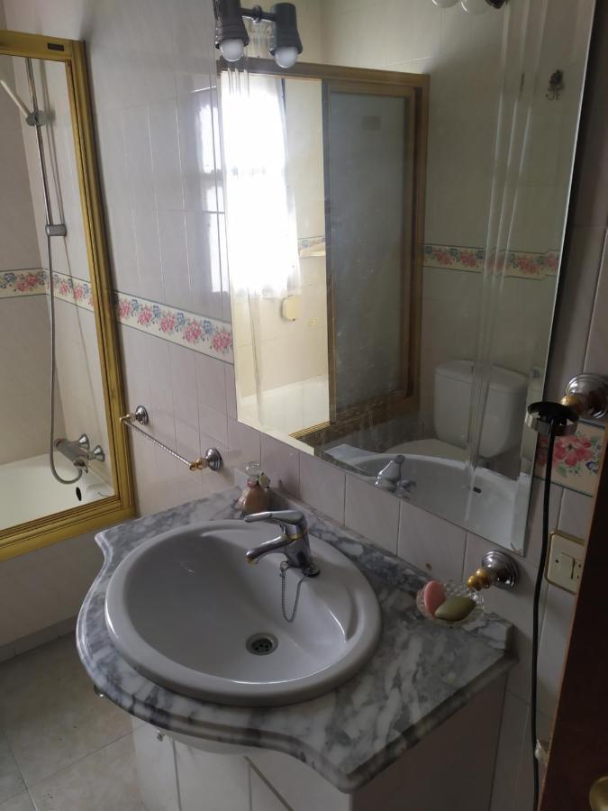 Habitacion Privada Triple 托萊多 外观 照片
