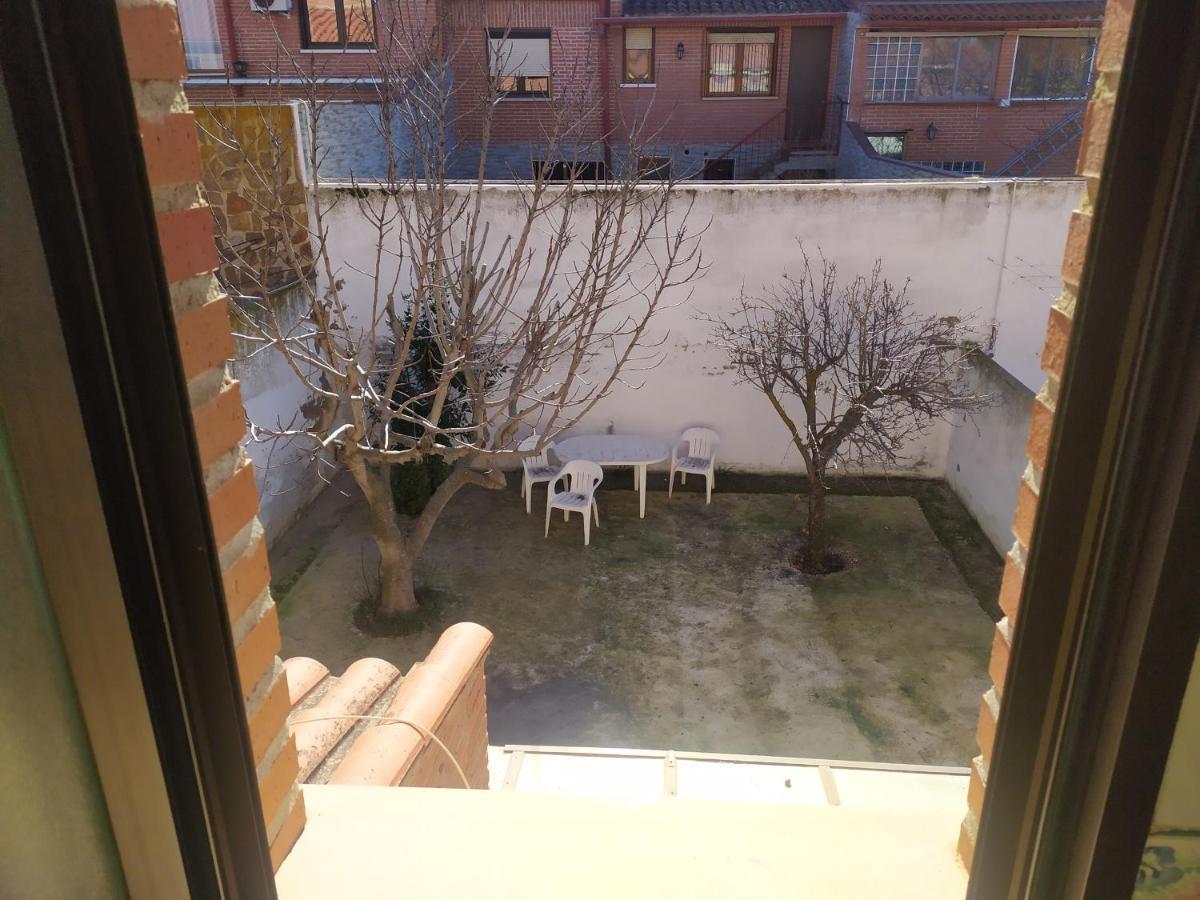 Habitacion Privada Triple 托萊多 外观 照片