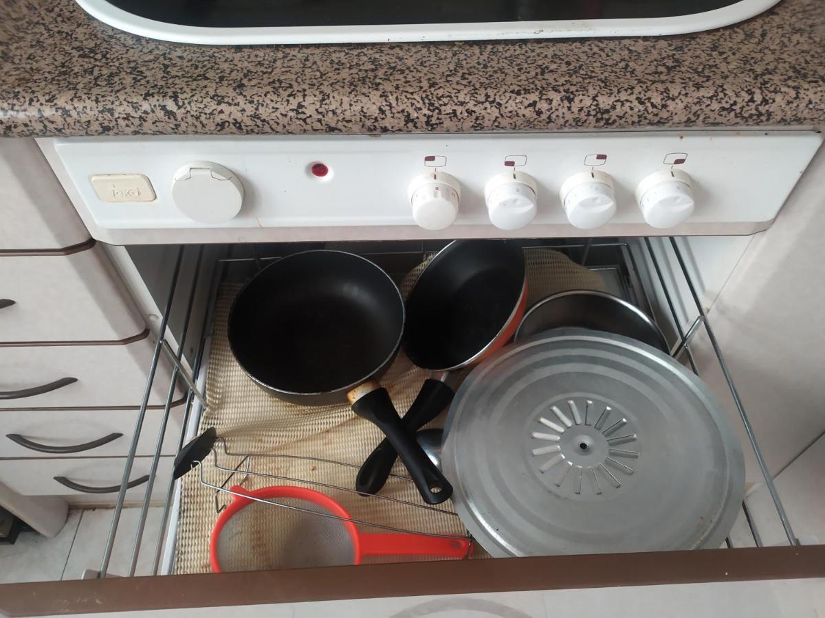 Habitacion Privada Triple 托萊多 外观 照片