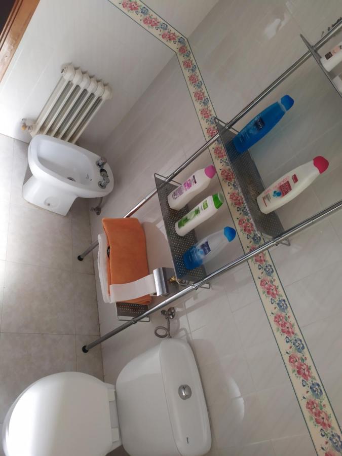 Habitacion Privada Triple 托萊多 外观 照片