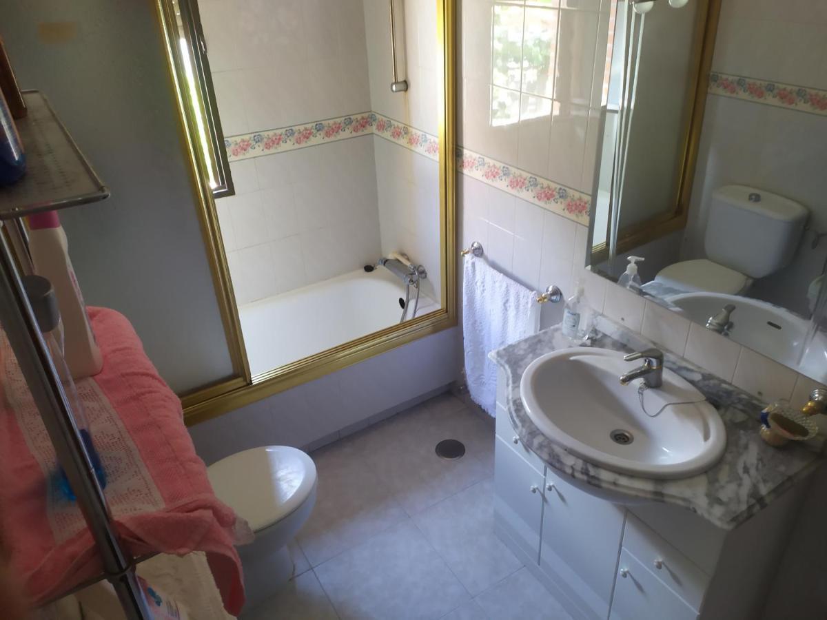 Habitacion Privada Triple 托萊多 外观 照片