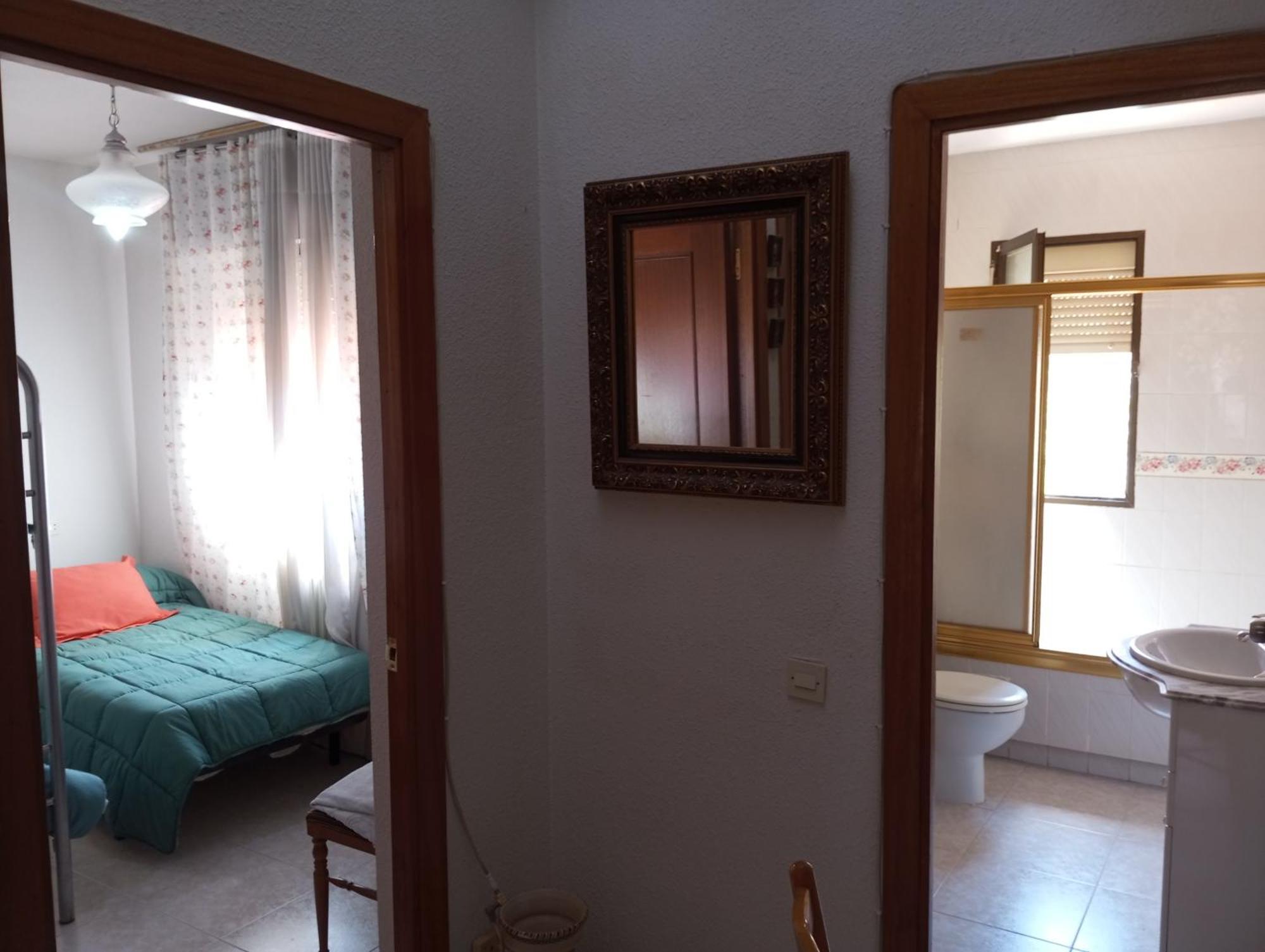 Habitacion Privada Triple 托萊多 外观 照片
