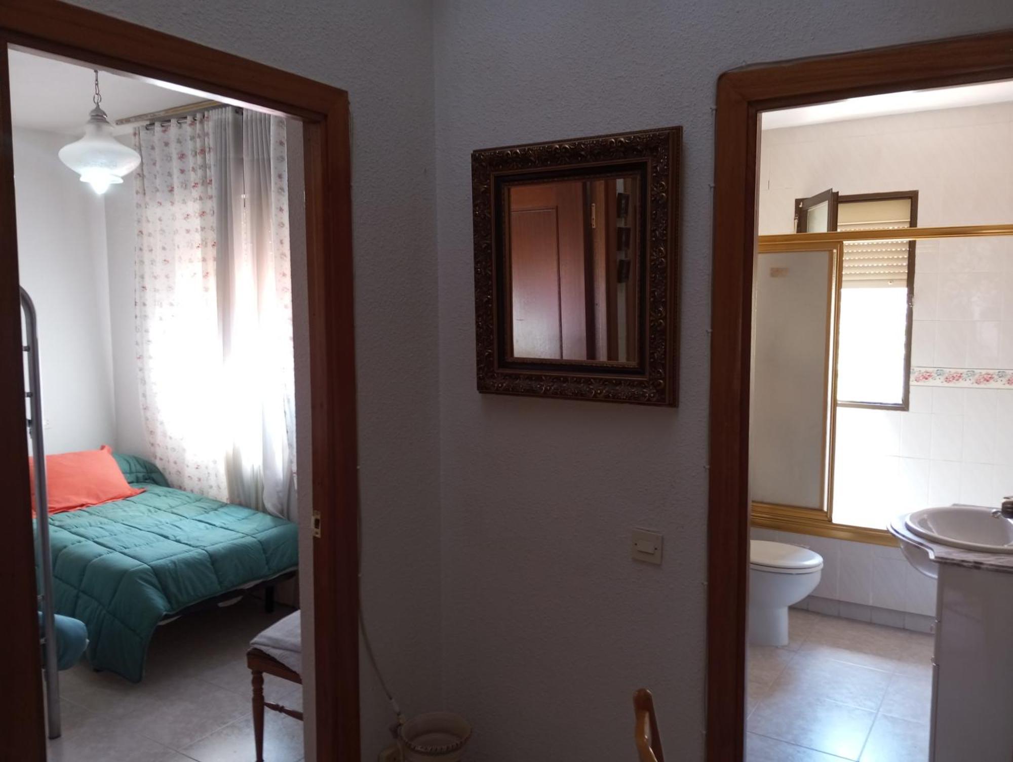 Habitacion Privada Triple 托萊多 外观 照片