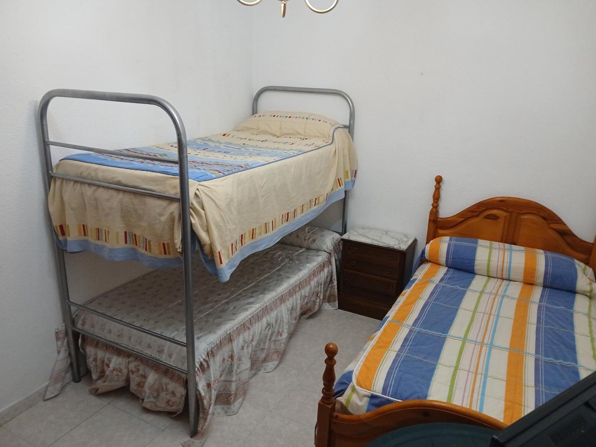 Habitacion Privada Triple 托萊多 外观 照片