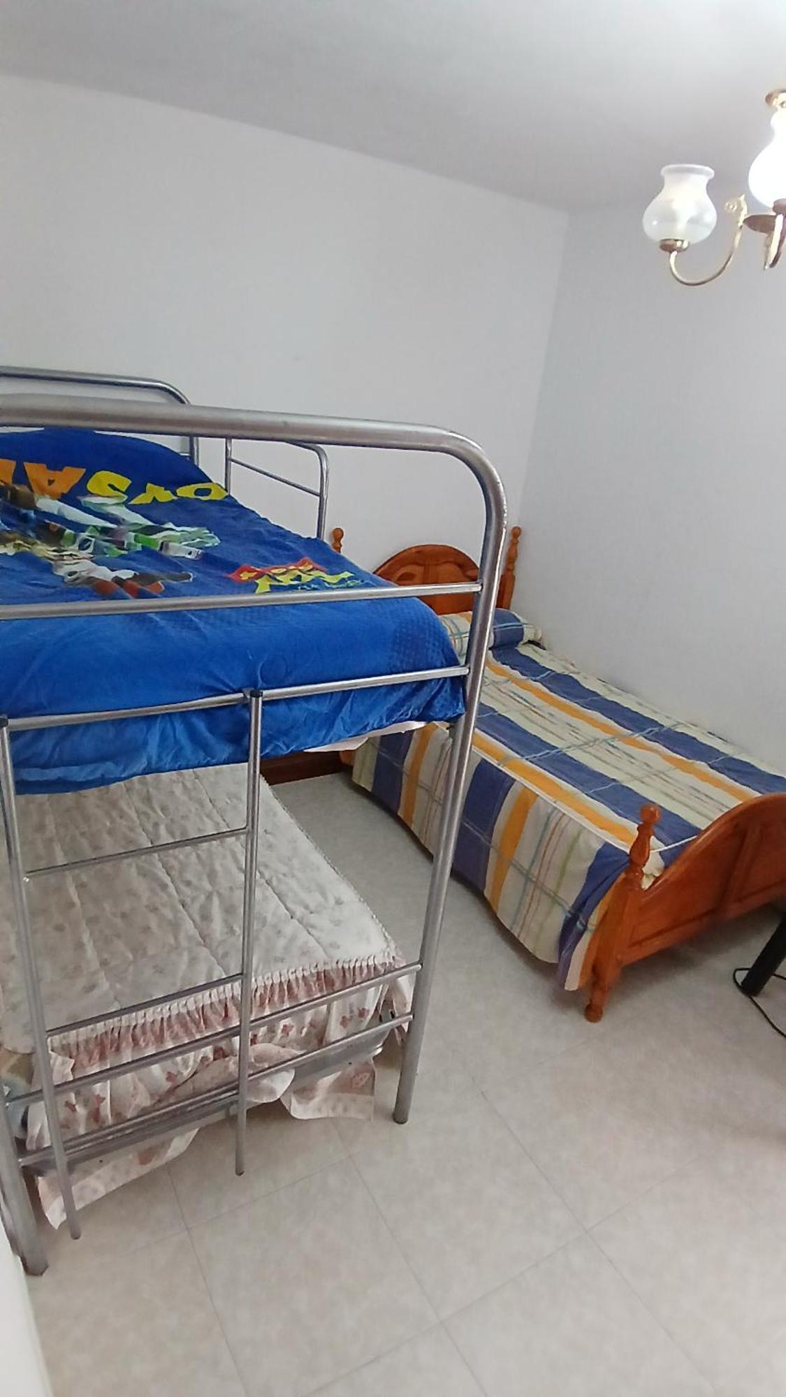 Habitacion Privada Triple 托萊多 外观 照片