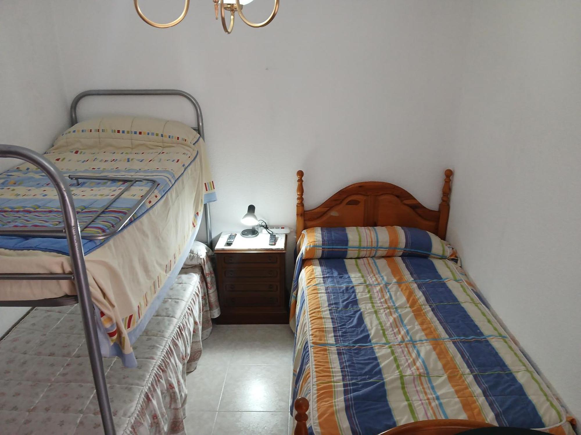 Habitacion Privada Triple 托萊多 外观 照片